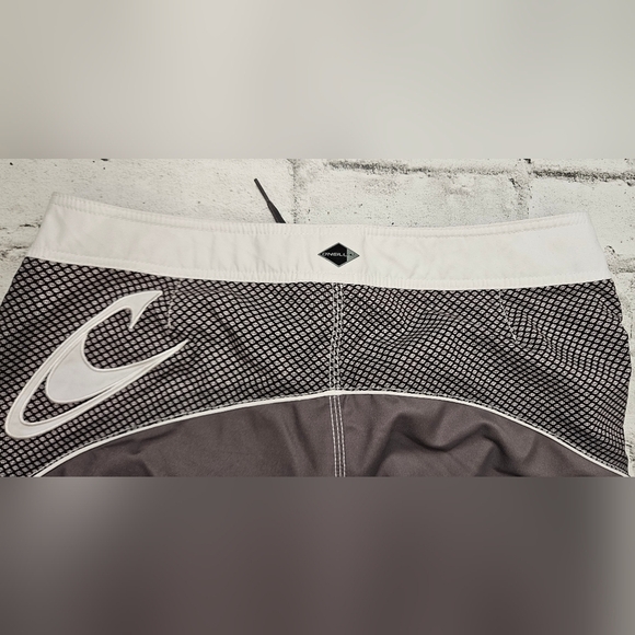 O'neill Grey and White Board Shorts - Picture 6 of 8